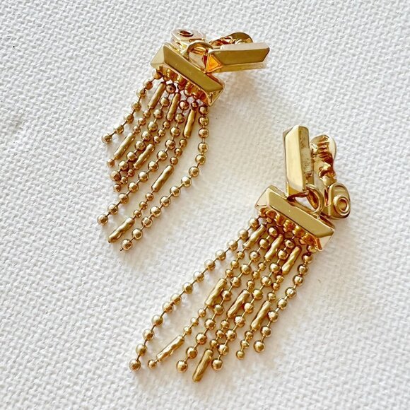 4/$25 Vintage NWH Gold Tone Tassel Clip on Earrings - Picture 1 of 3